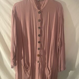 Says Who? Pink tunic button down with front pockets “size 0” looks large